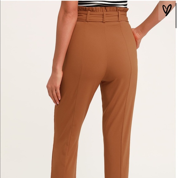*SOLD* Lulu’s Tan Paper Bag Pants - Picture 2 of 3